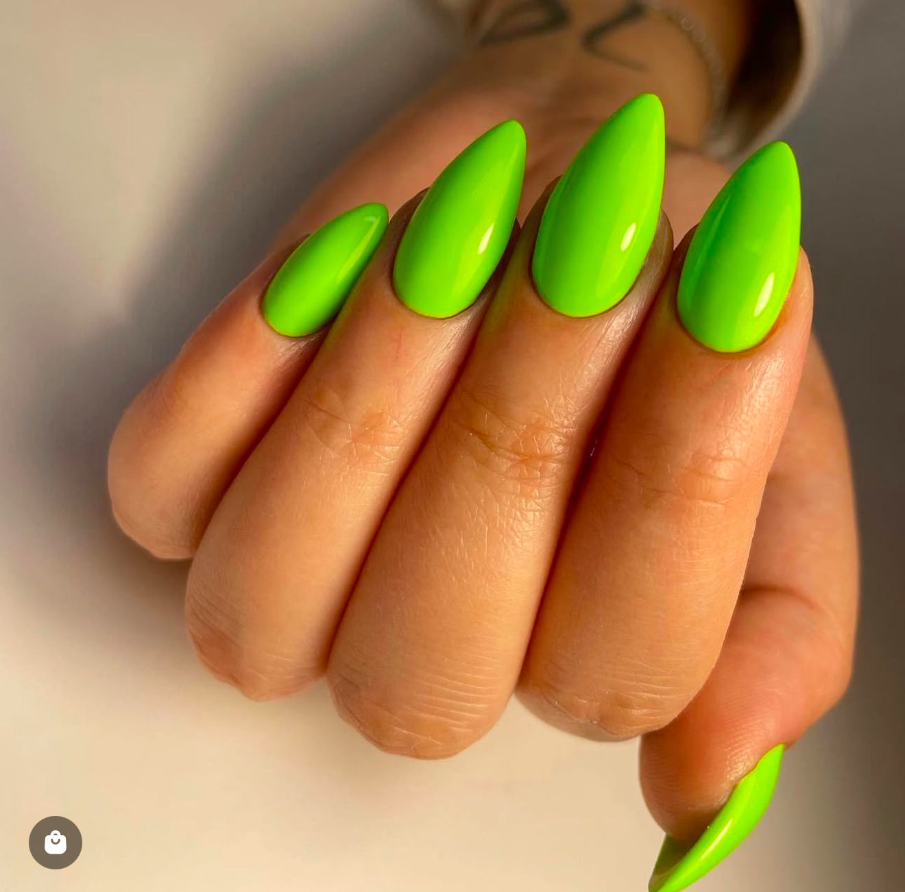 Hypnotic gel & lac - 140