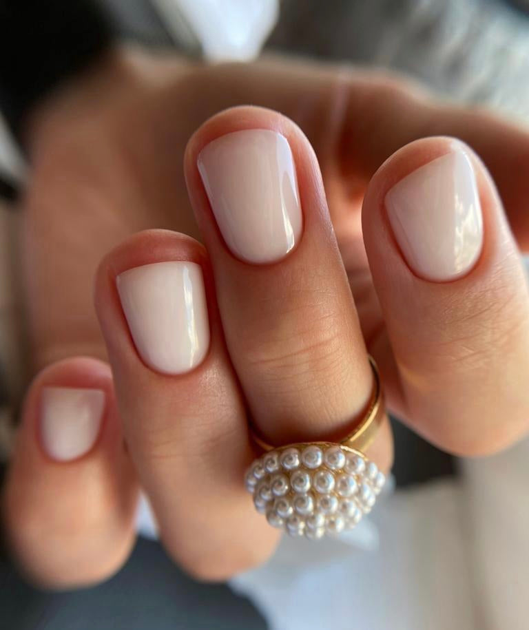 Gel in a bottle Mani Extra - Latte White 15ml