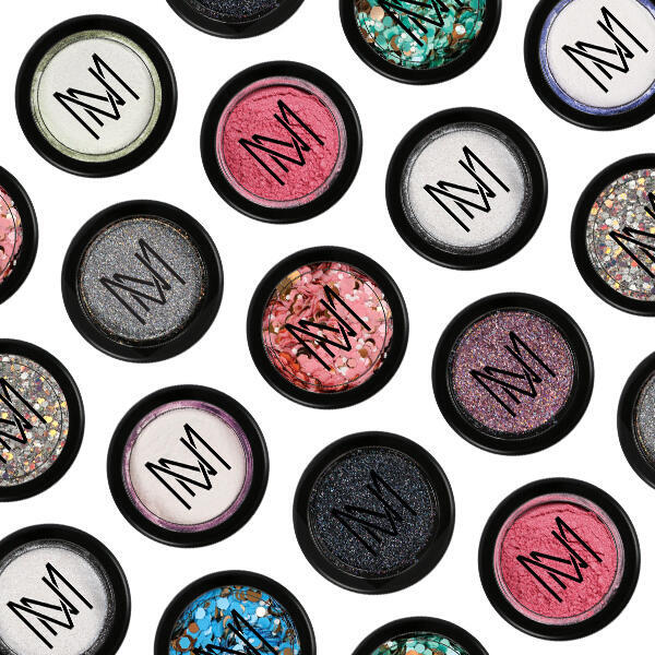 MarilyNails chrome & glitters