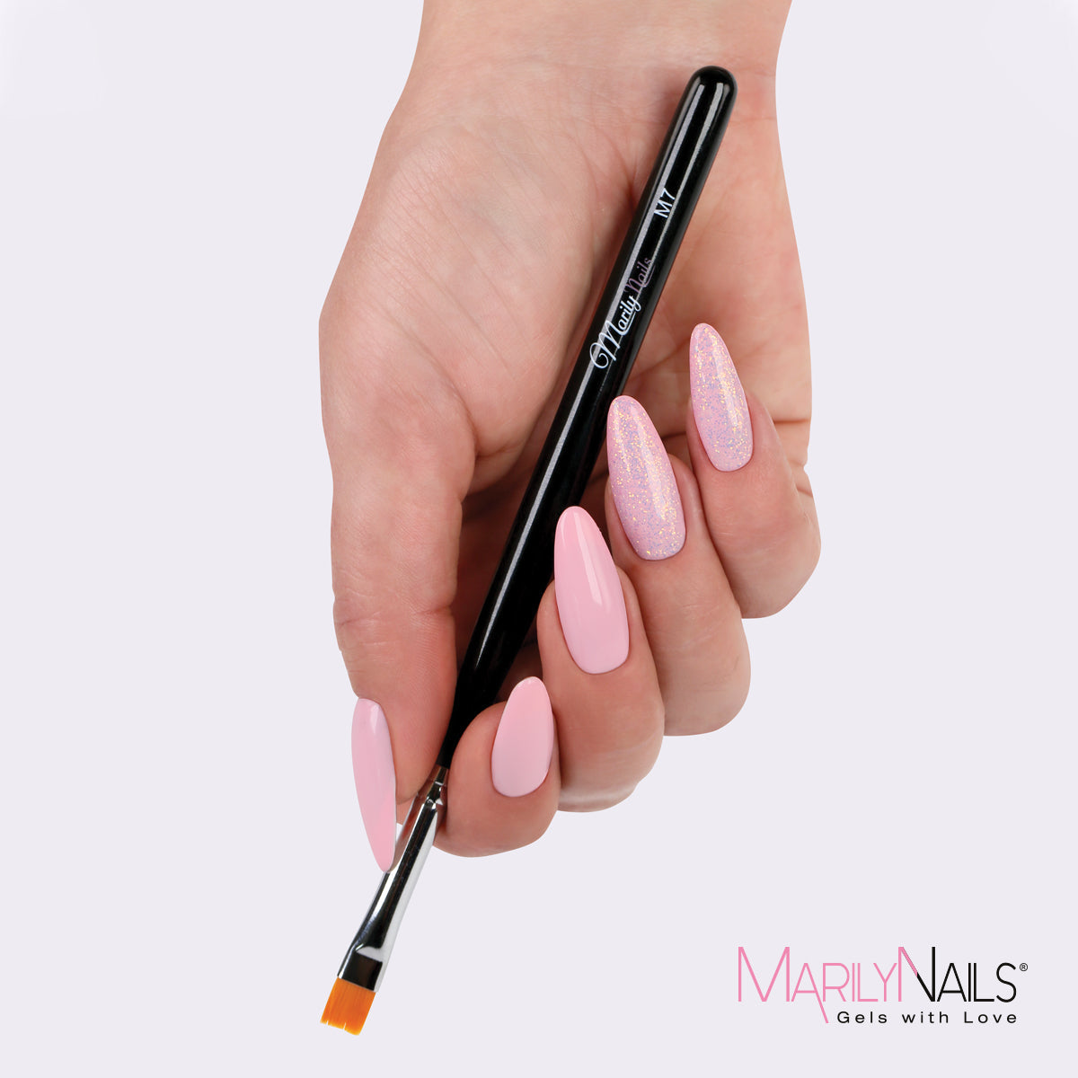 M7 MarilyNails brush